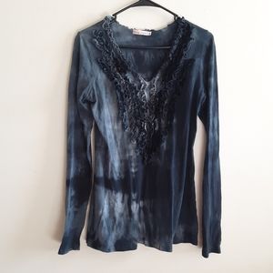 5/$15 Womens size medium ruffle top